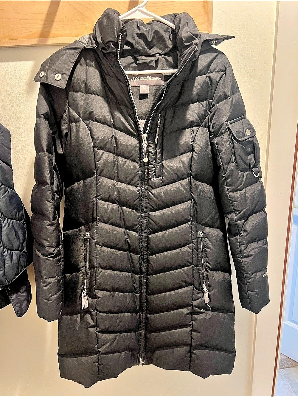 Eddie Bauer Women's Black Puffer Parka Jacket Size Medium Like New